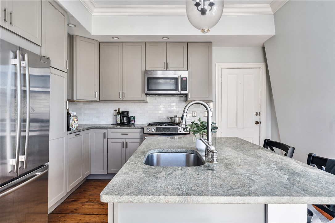 453 Angell Street Providence, RI 02906 - Photo 22 of 49