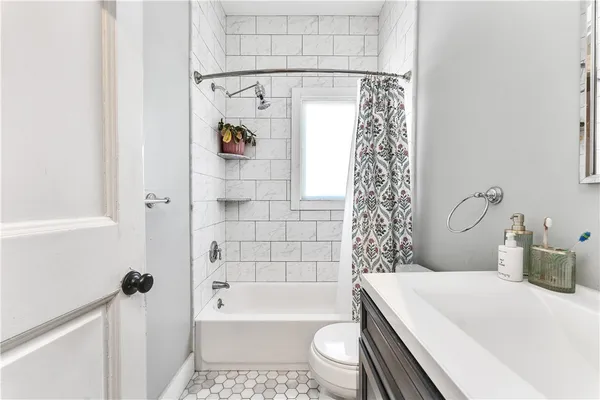 $2,750,000 | 453 Angell Street, Providence, RI 02906