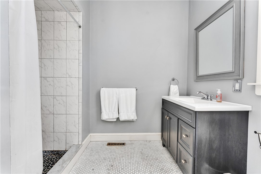 453 Angell Street Providence, RI 02906 - Photo 8 of 49