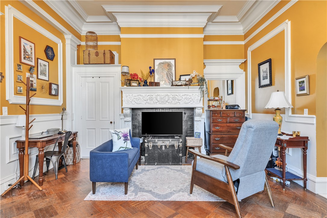 453 Angell Street Providence, RI 02906 - Photo 9 of 49