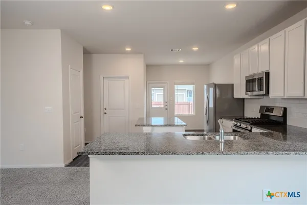 $2,200 | 141 Everglades Drive, Kyle, TX 78640