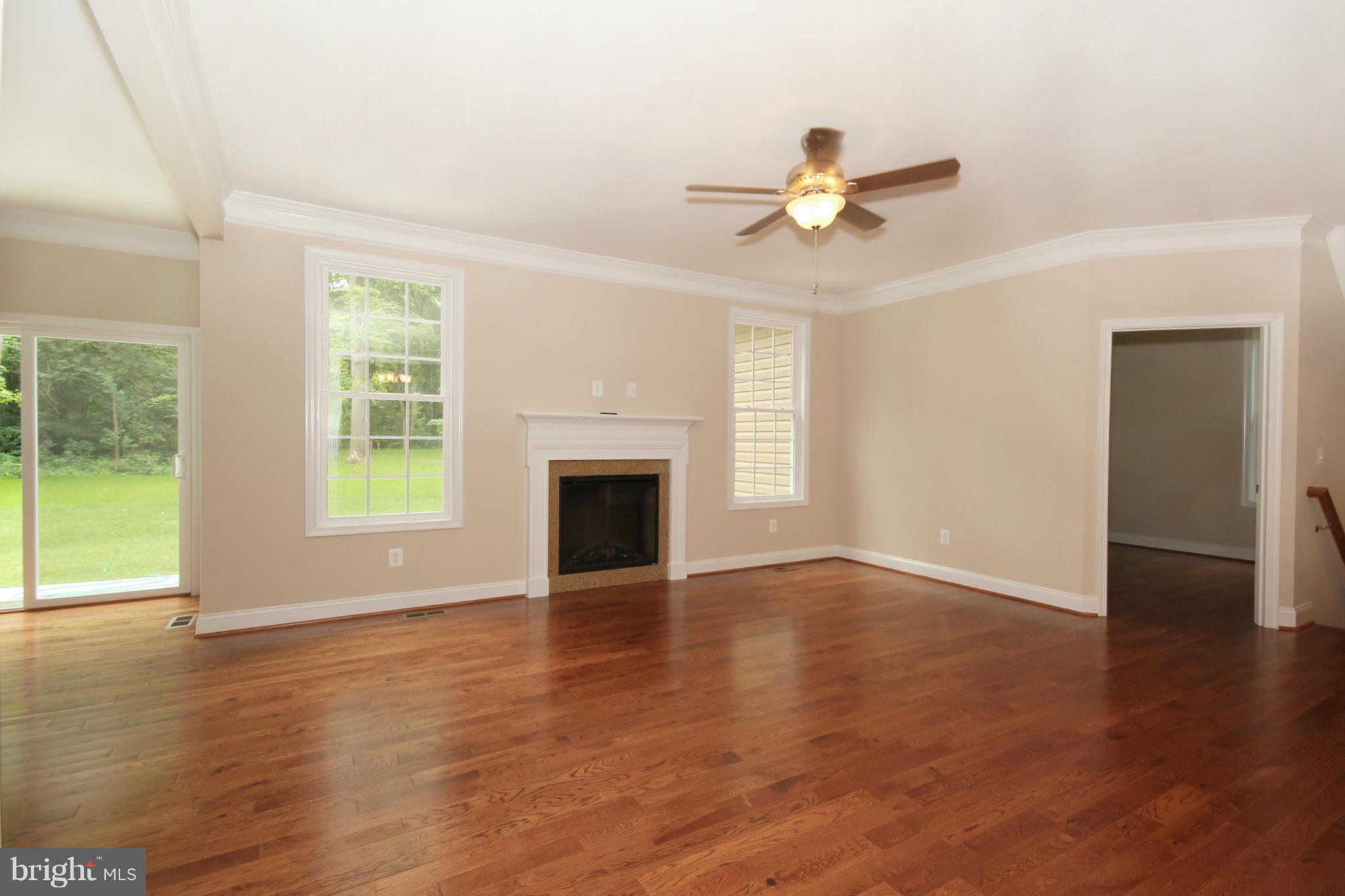 9421 Rogues Road Midland, VA 22728 - Photo 12 of 30 Family Room - View 2