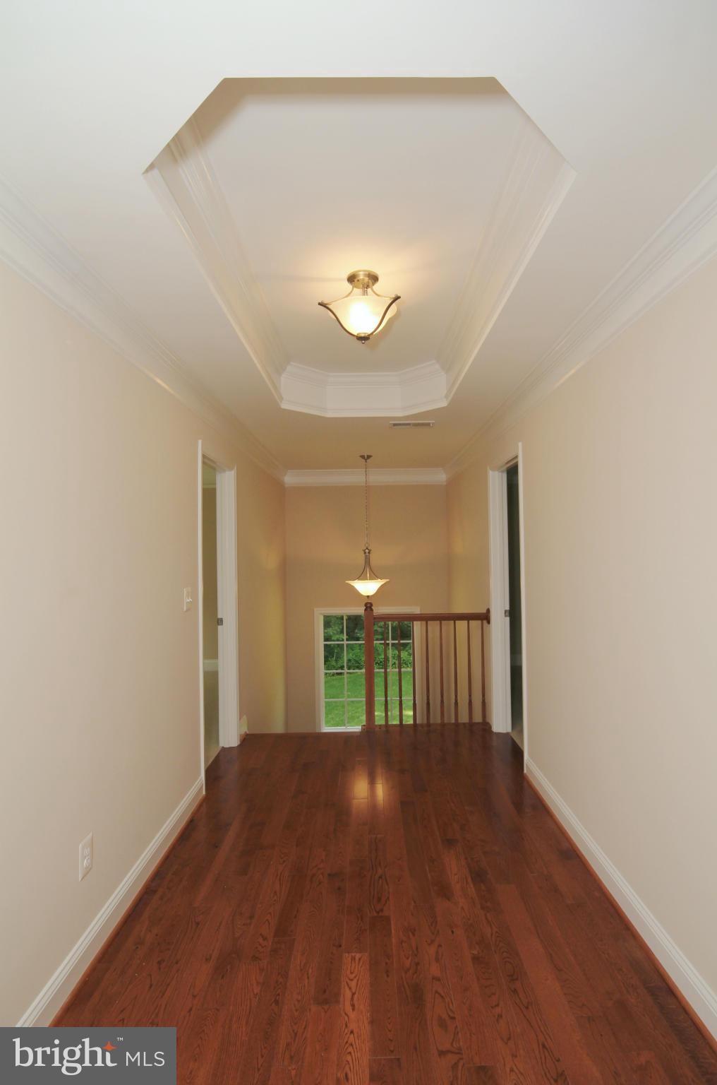 9421 Rogues Road Midland, VA 22728 - Photo 18 of 30 Upper Level Hallway