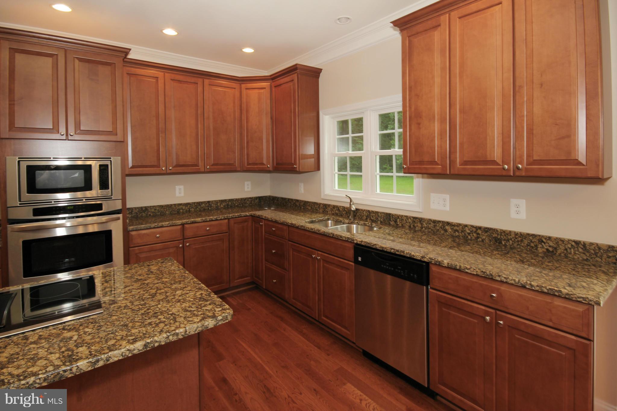 9421 Rogues Road Midland, VA 22728 - Photo 8 of 30 Kitchen