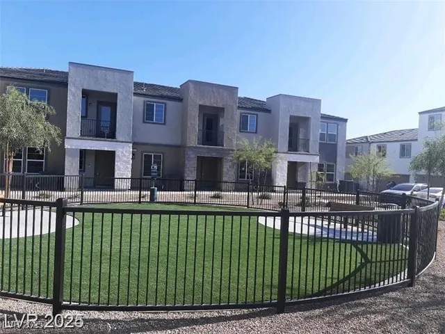 $2,050 | 8025 Krautrock Avenue, Las Vegas, NV 89113