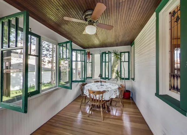 $3,800 | 804 South Grove Avenue, Oak Park, IL 60304