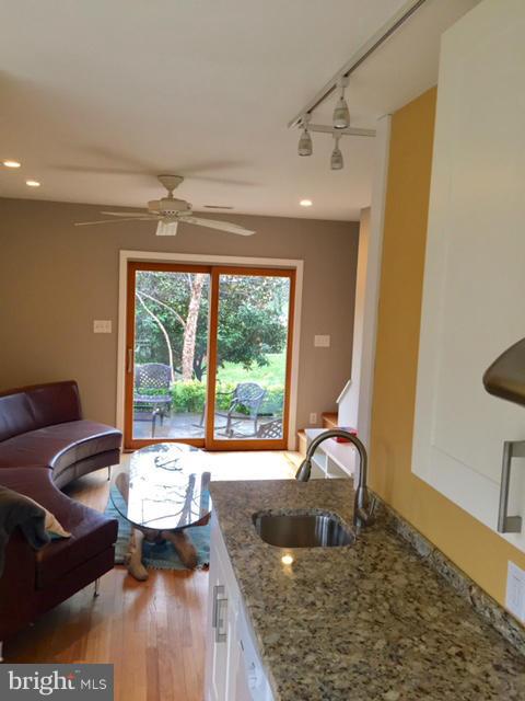 7005 Kenleigh Road Baltimore, MD 21212 - Photo 12 of 29 Wet Bar / Den