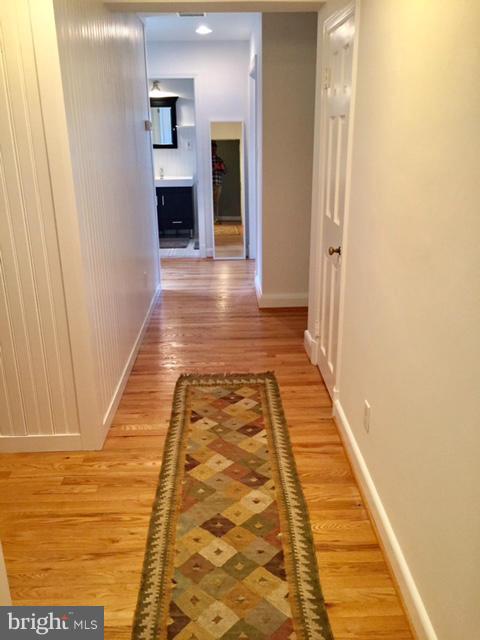 7005 Kenleigh Road Baltimore, MD 21212 - Photo 16 of 29 Upstairs Hallway to Master Suite