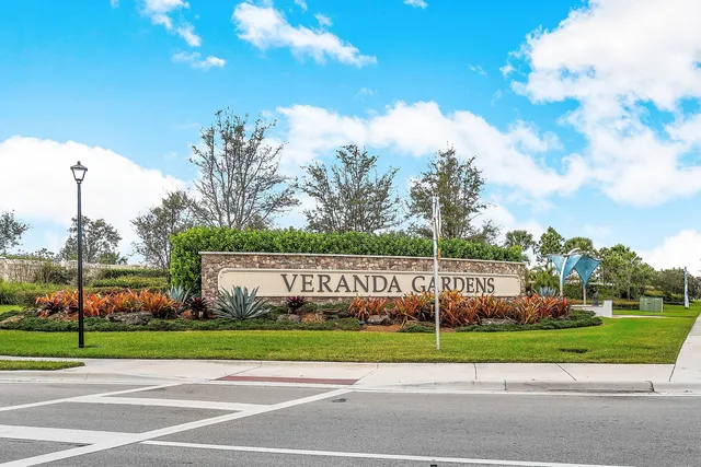 $499,000 | 194 Southeast Courances Drive, Port St. Lucie, FL 34984