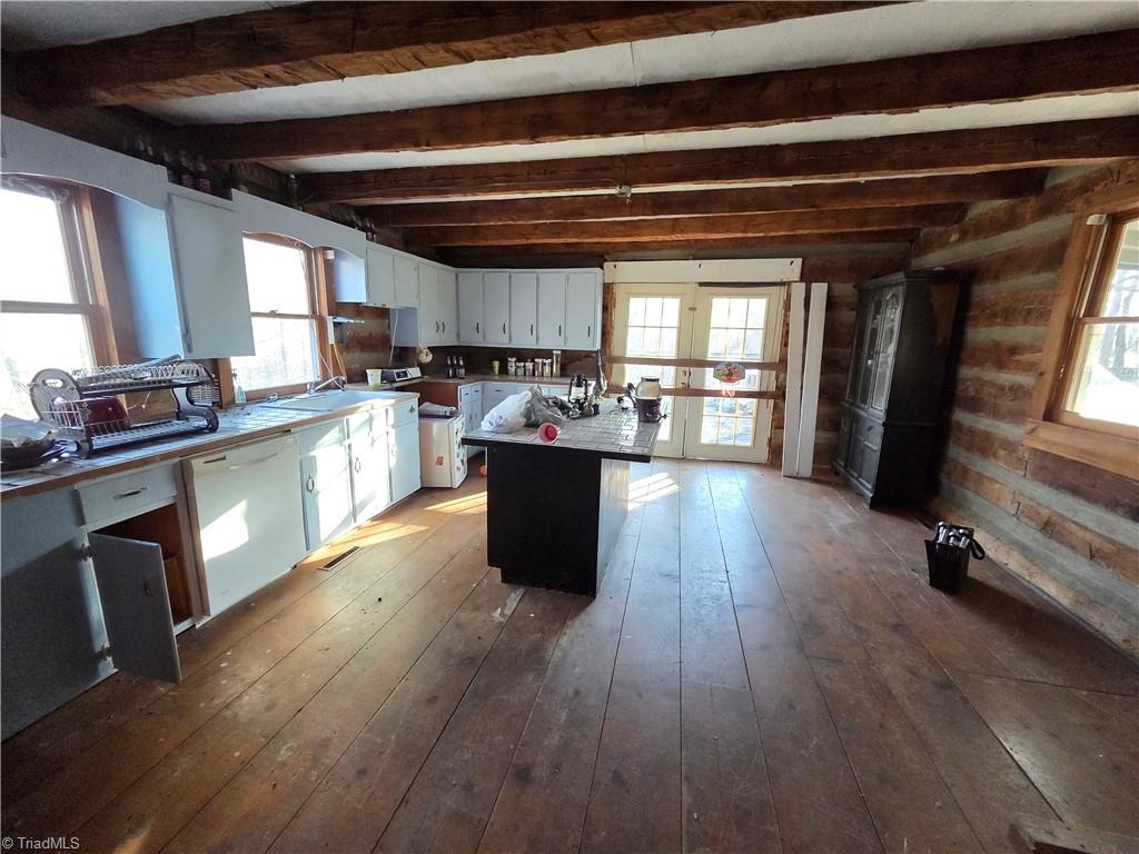 2249 Snow Hill Church Road Danbury, NC 27016 - Photo 6 of 7