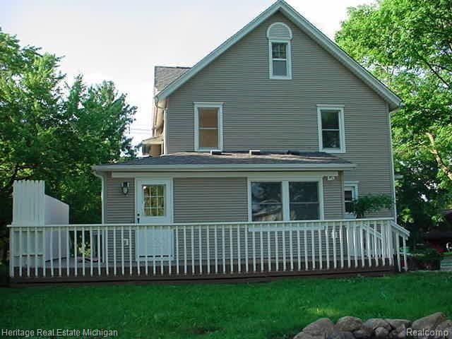 1512 Faussett Road Howell, MI 48855 - Photo 16 of 16 Rear of home