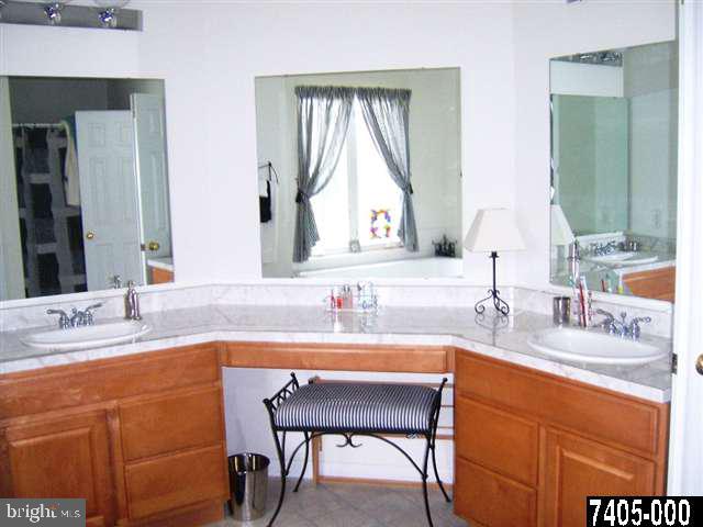 125 Ridgewood Drive Hanover, PA 17331 - Photo 13 of 16