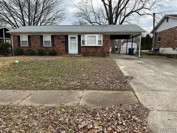 $1,495 | 1652 Oliveto Lane, Hazelwood, MO 63042