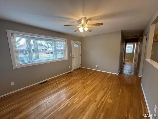 $1,495 | 1652 Oliveto Lane, Hazelwood, MO 63042