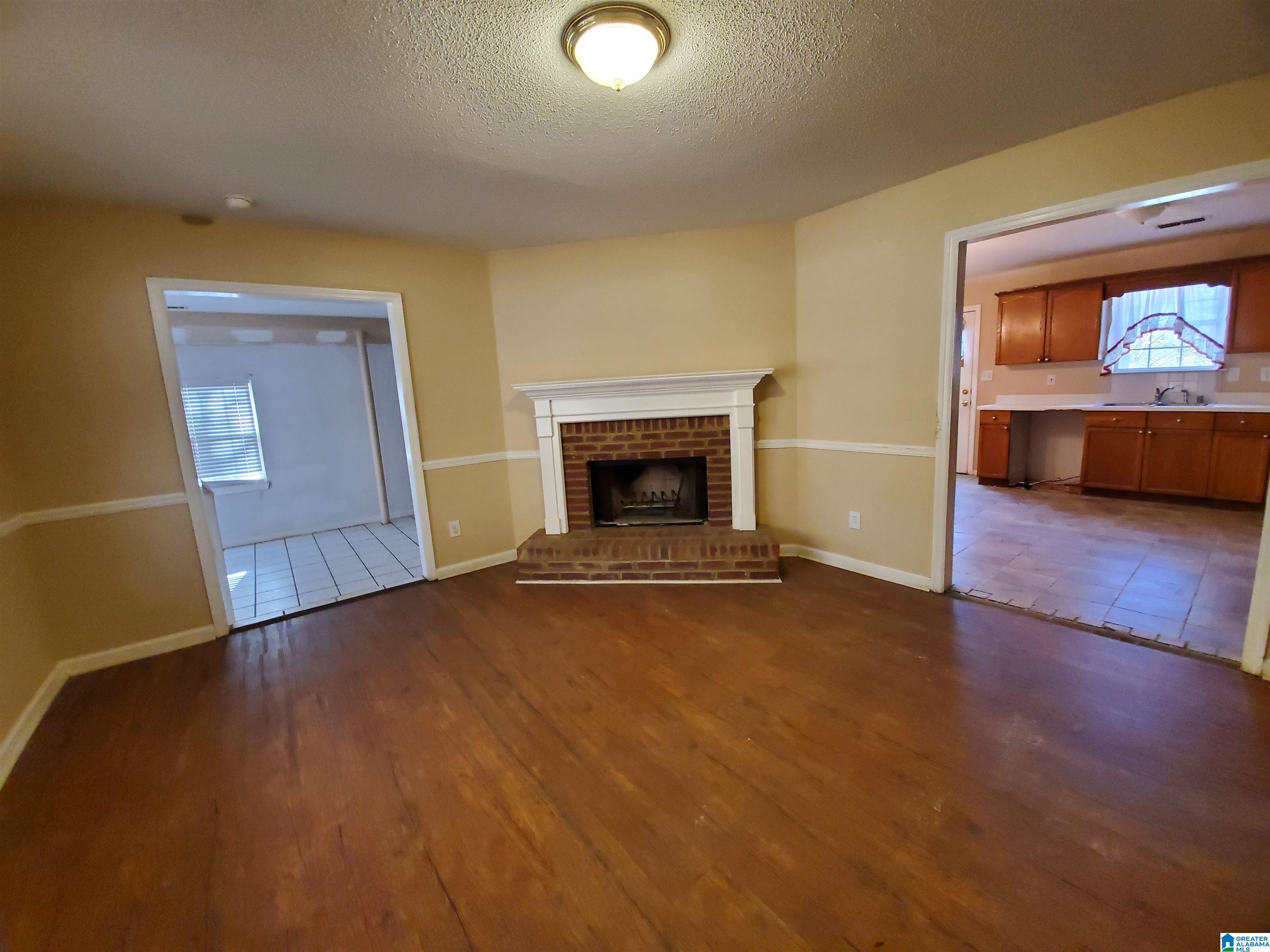 5004 Greenwood Road Southeast Bessemer, AL 35022 - Photo 2 of 17