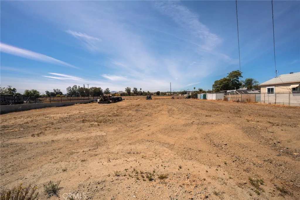 0 G Perris, CA 92570 - Photo 4 of 12