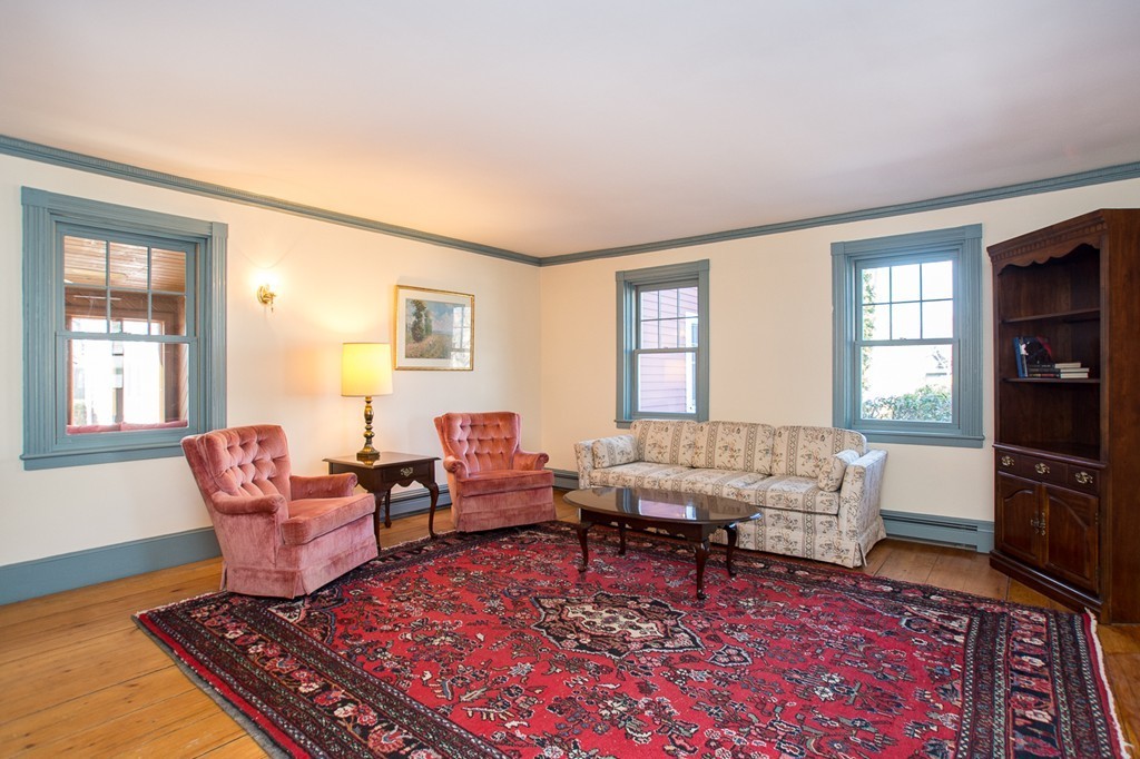 57 Magnolia Road Milton, MA 02186 - Photo 7 of 24
