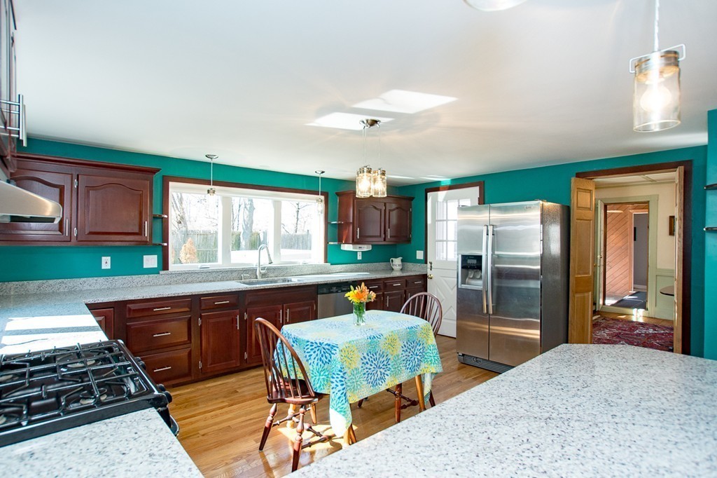 57 Magnolia Road Milton, MA 02186 - Photo 10 of 24