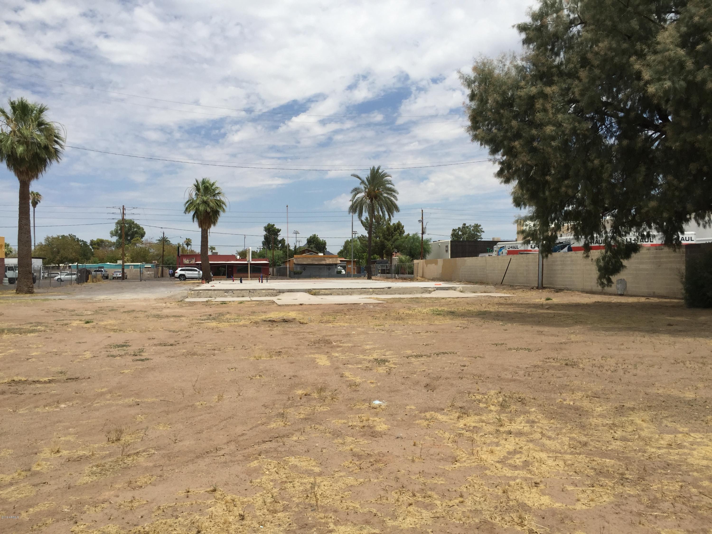 2305 East McDowell Road Phoenix, AZ 85006 - Photo 2 of 3 Residential Lot