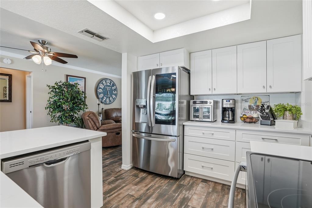 7635 Gates Circle Spring Hill, FL 34606 - Photo 14 of 50 Gallery Image 14