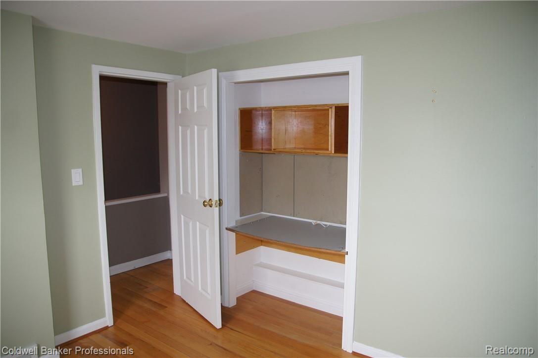 1751 Graefield Road, Unit 119 Birmingham, MI 48009 - Photo 14 of 21 DSC01379.JPG