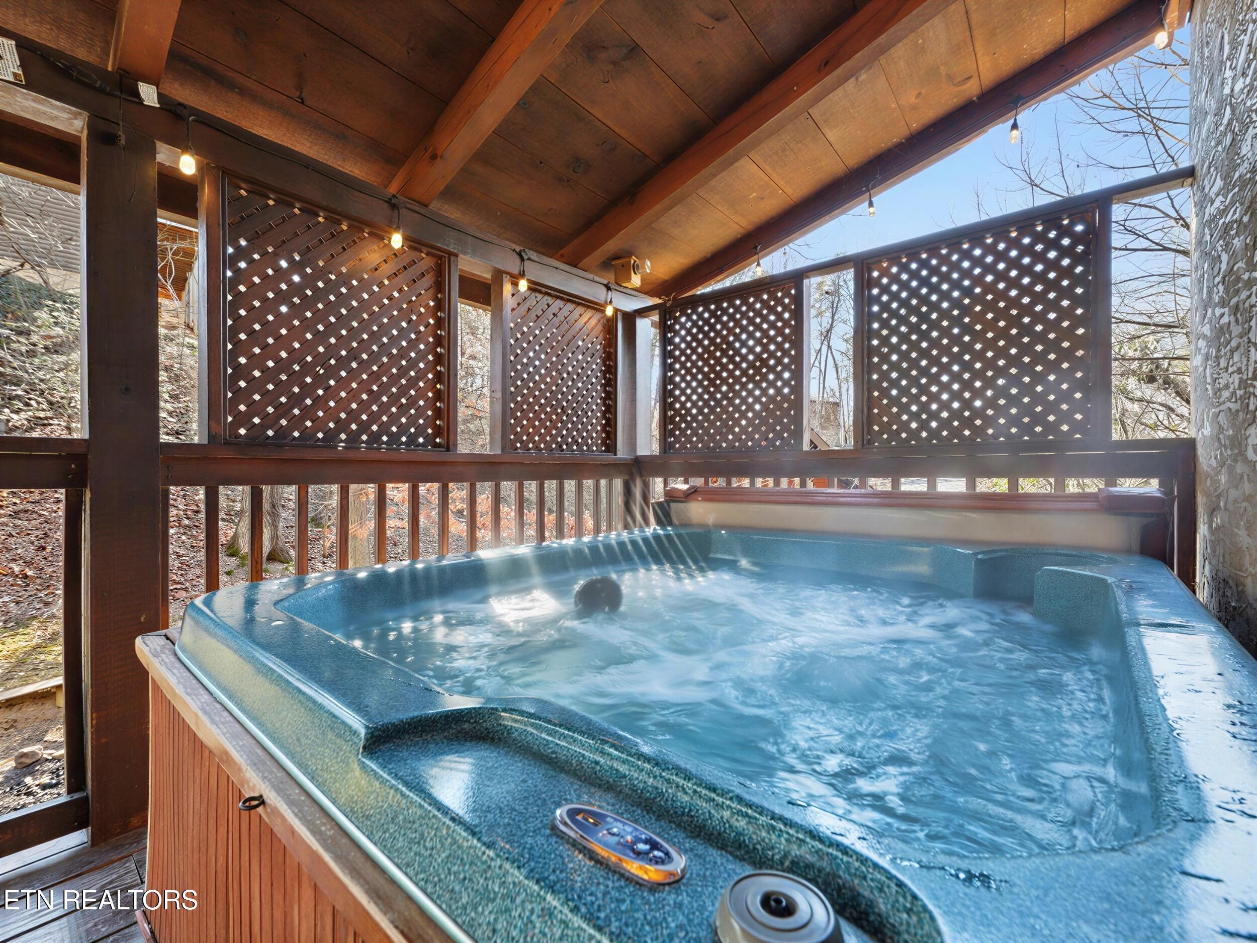 952 Iron Mountain Road Sevierville, TN 37863 - Photo 30 of 33 28_25