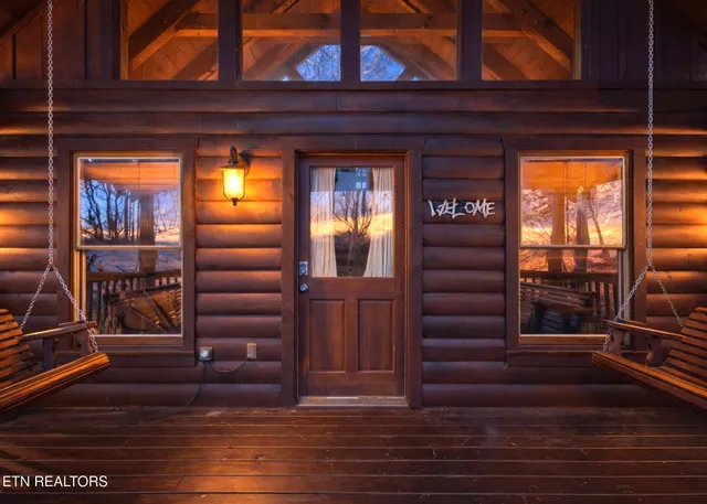 $699,900 | 952 Iron Mountain Road, Sevierville, TN 37863