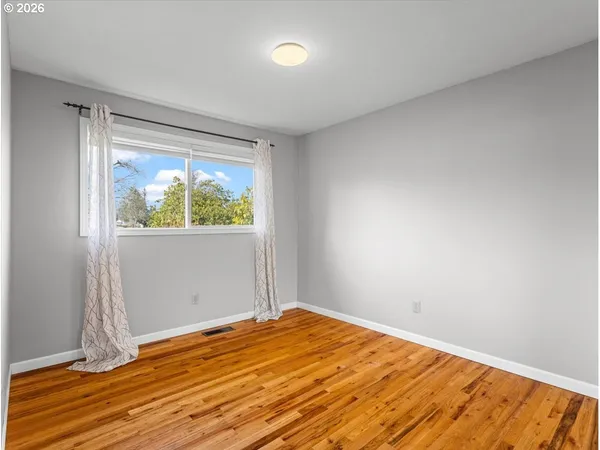 $500,000 | 16552 Southeast Woodward Street, Portland, OR 97236