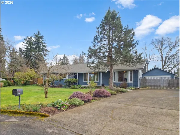 $500,000 | 16552 Southeast Woodward Street, Portland, OR 97236
