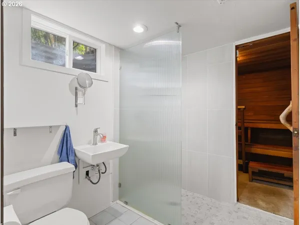 $500,000 | 16552 Southeast Woodward Street, Portland, OR 97236