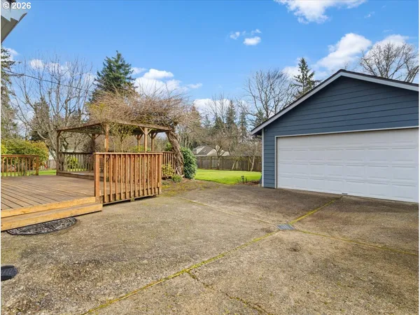 $500,000 | 16552 Southeast Woodward Street, Portland, OR 97236