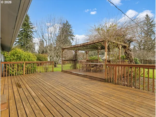 $500,000 | 16552 Southeast Woodward Street, Portland, OR 97236