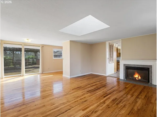 $500,000 | 16552 Southeast Woodward Street, Portland, OR 97236