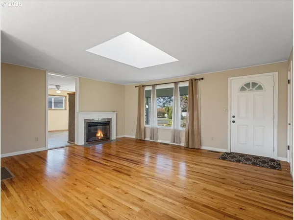 $500,000 | 16552 Southeast Woodward Street, Portland, OR 97236