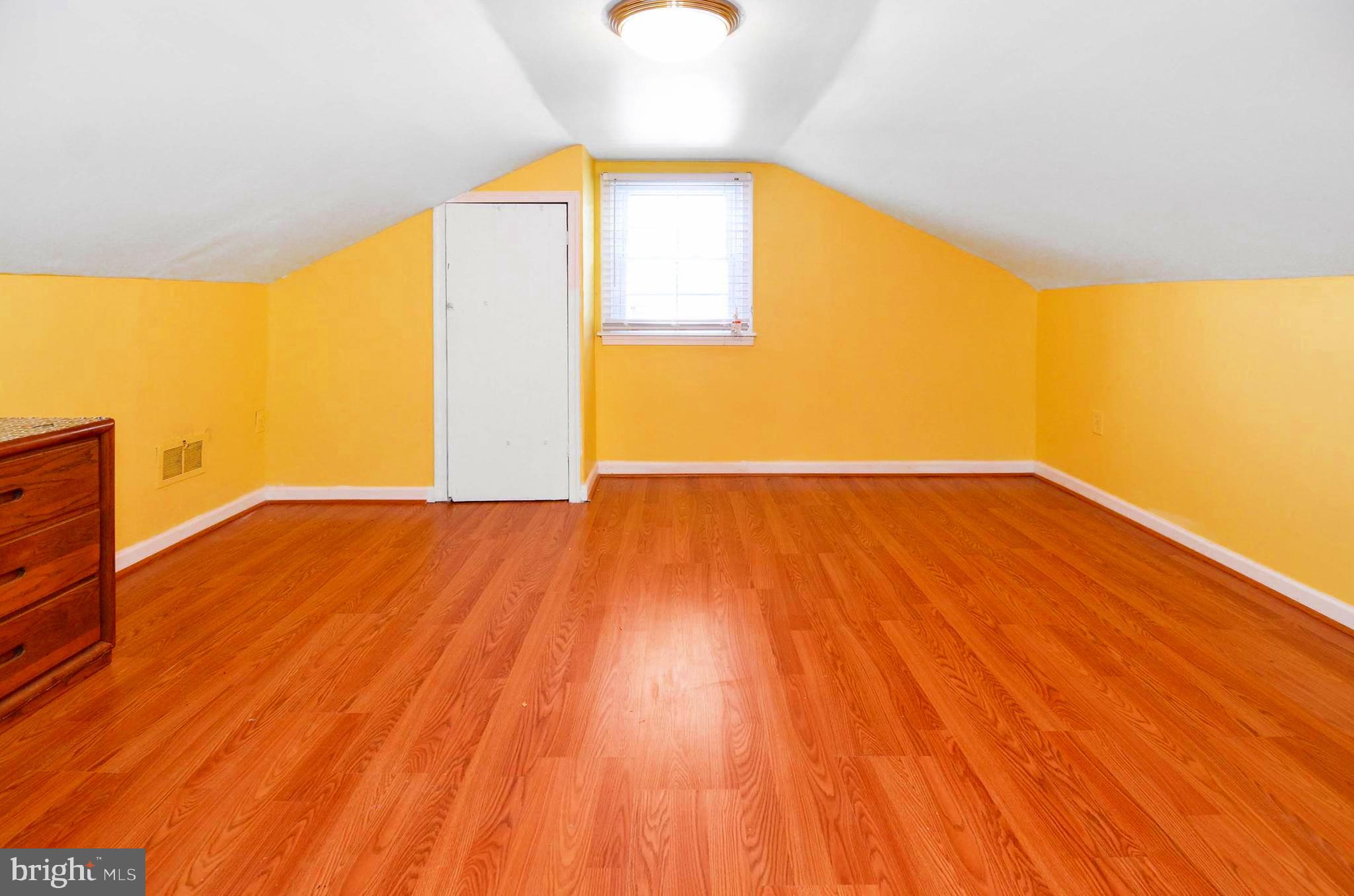 6409 Woodley Road Clinton, MD 20735 - Photo 18 of 30 Bedroom 3