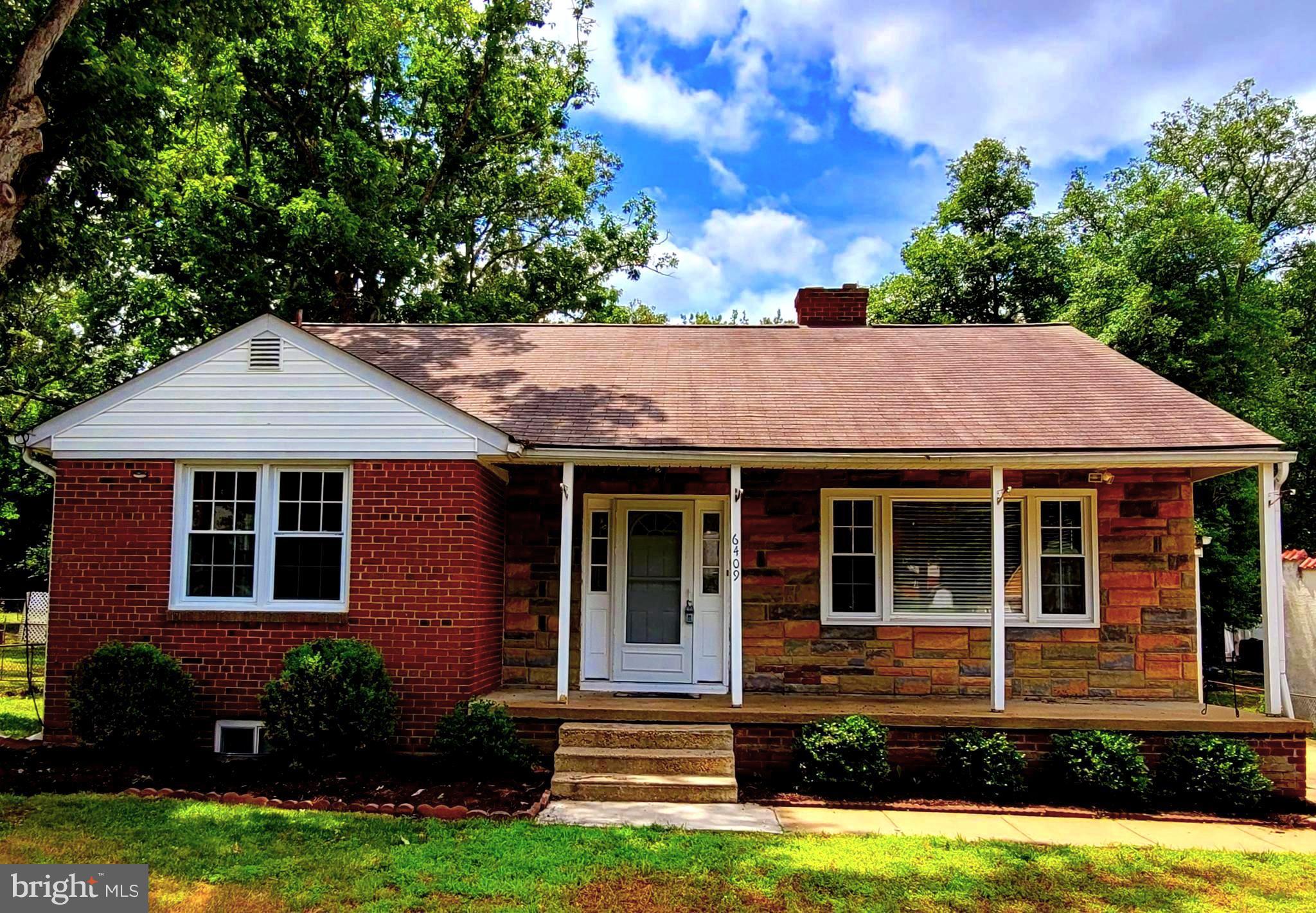 6409 Woodley Road Clinton, MD 20735 - Photo 2 of 30