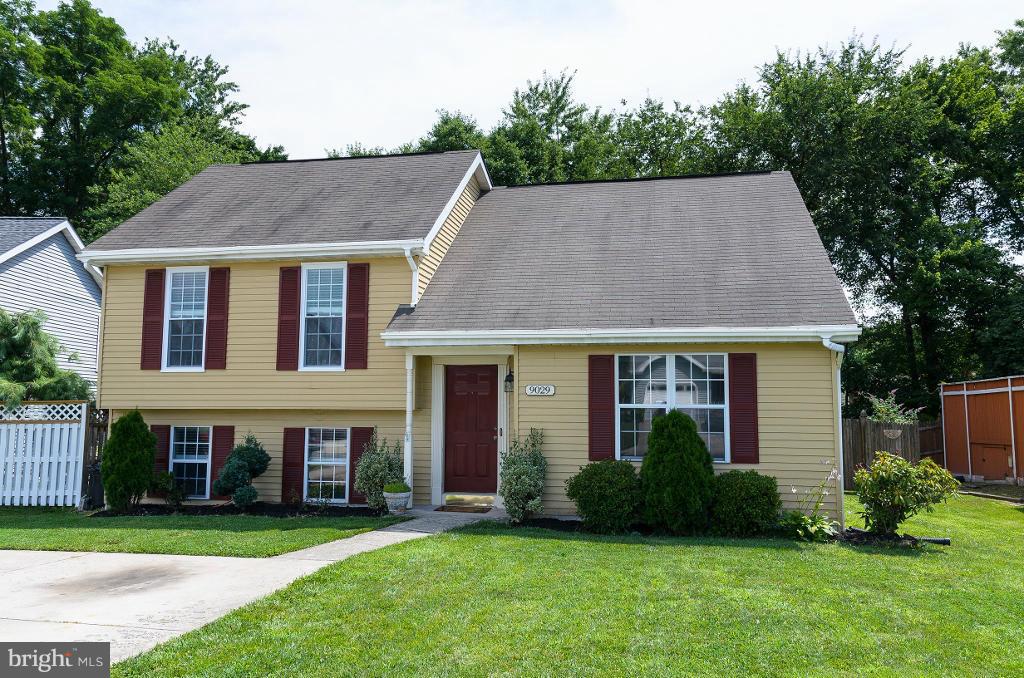9029 Fieldchat Road Baltimore, MD 21236 - Photo 3 of 30 Exterior (Front)