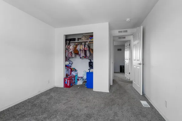 $930,000 | 38521 Tekoa Idaho Road, Unit 39204 COVE RD, Tekoa, WA 99033