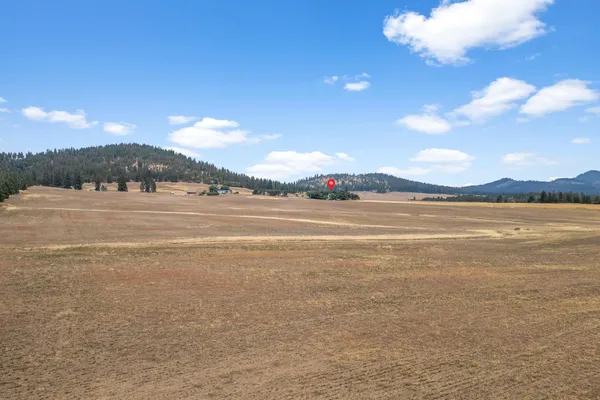 $930,000 | 38521 Tekoa Idaho Road, Unit 39204 COVE RD, Tekoa, WA 99033