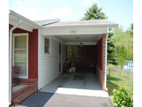 1754 Vance Tank Road Bristol, TN 37620 - Photo 2 of 13 Carport