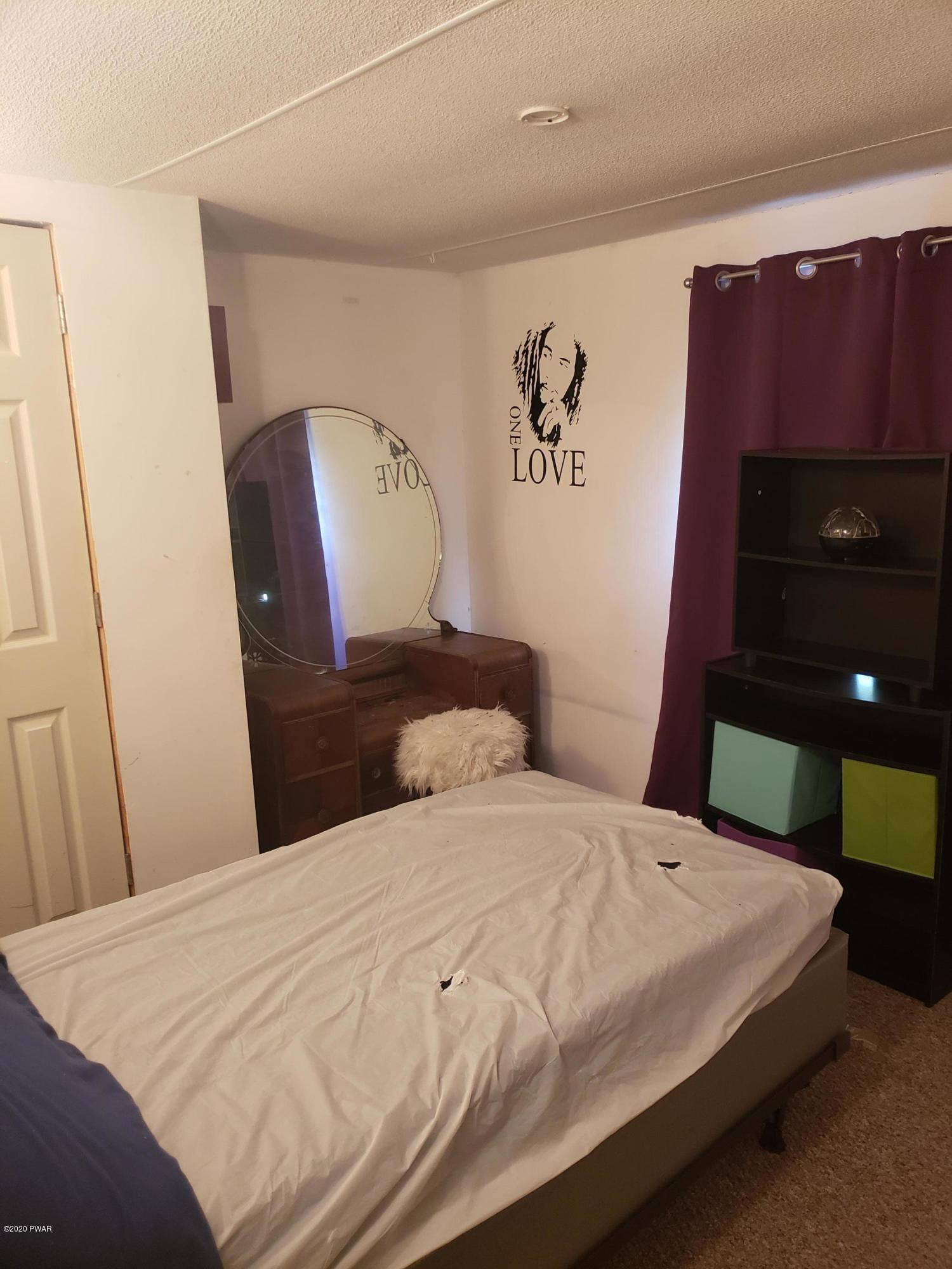 121 Rustic Road Greentown, PA 18426 - Photo 6 of 14