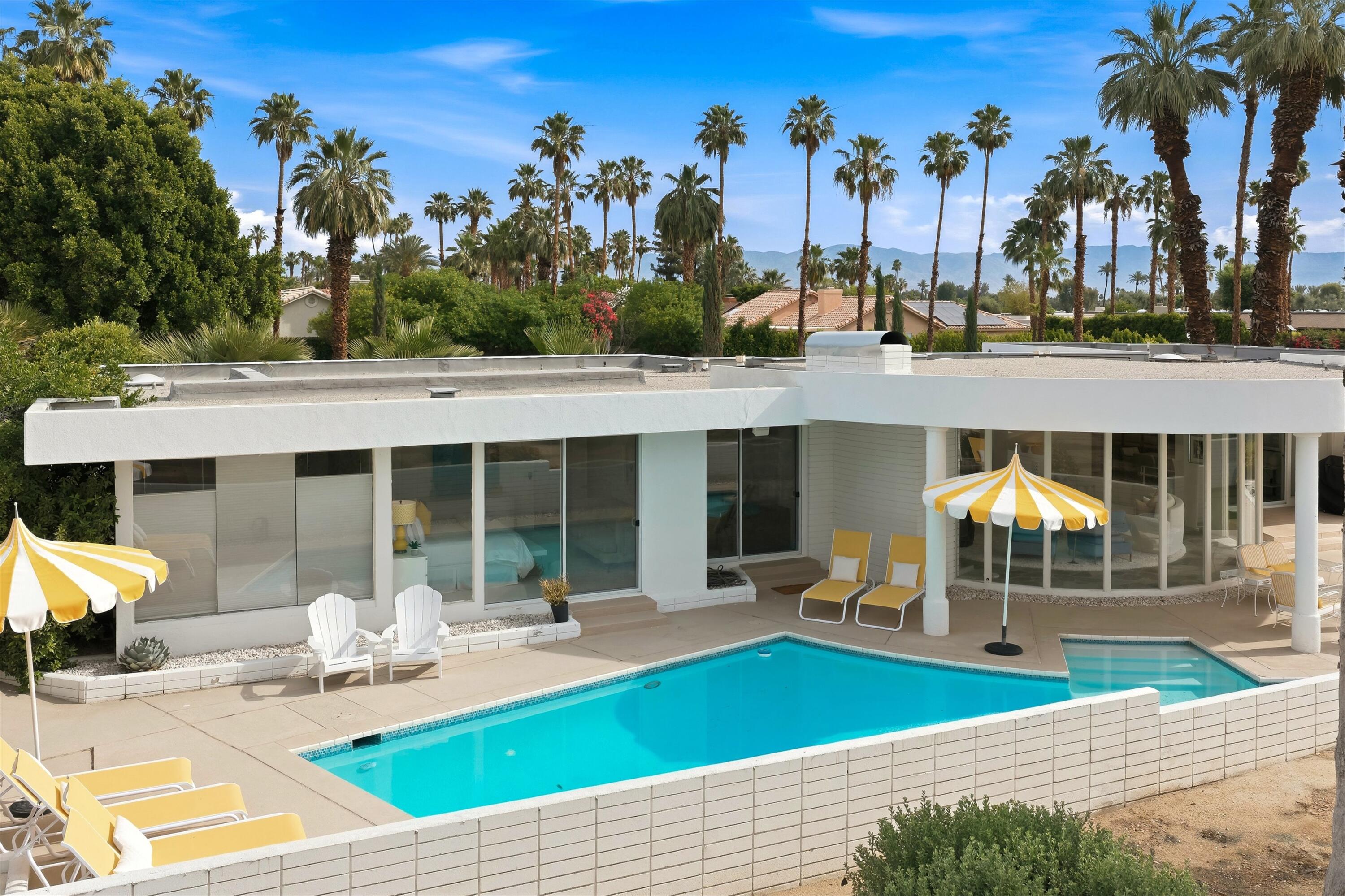 71467 Country Club Drive Rancho Mirage, CA 92270 - Photo 6 of 57 06-Photo-6