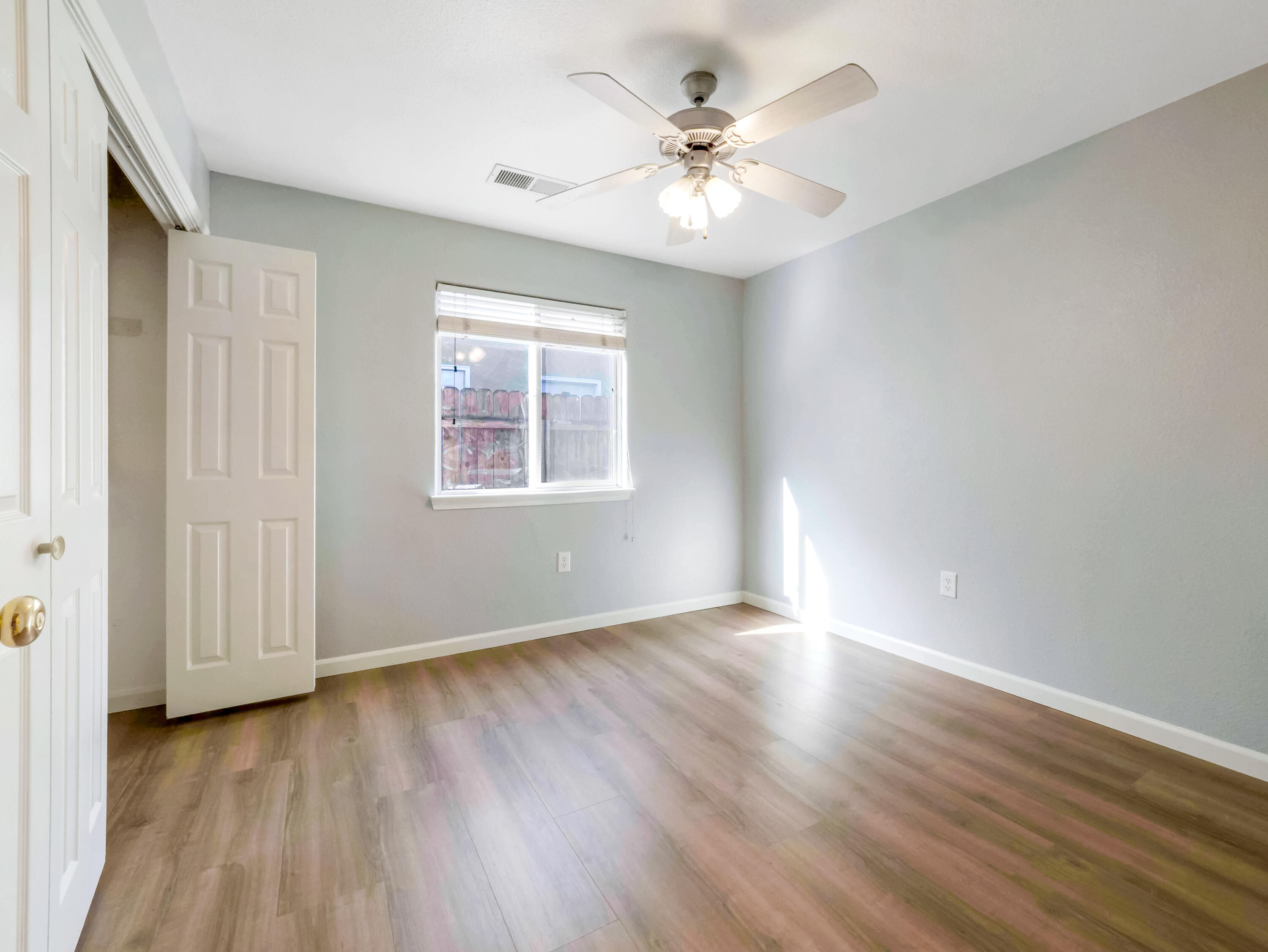 697 Leta Mae Court Exeter, CA 93221 - Photo 18 of 33 Bedroom 1