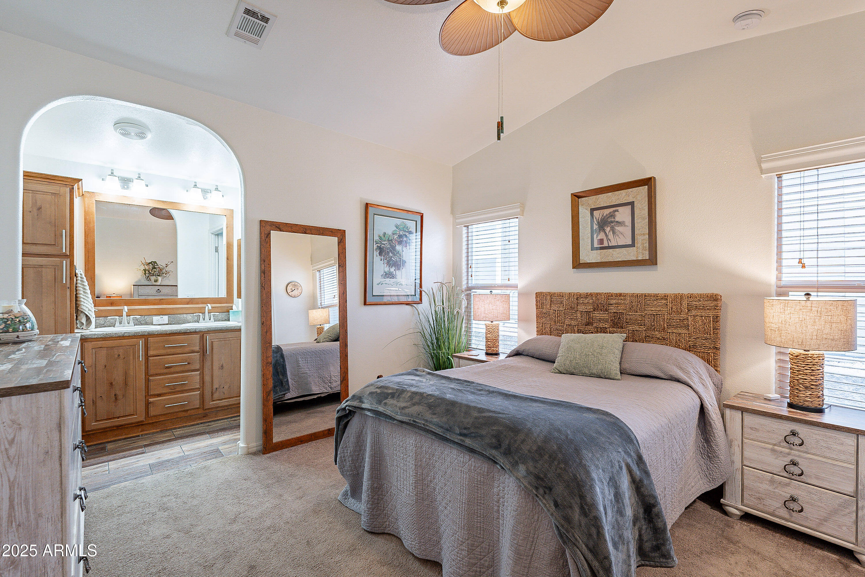 650 North Hawes Road, Unit 3606 Mesa, AZ 85207 - Photo 20 of 58 Large Main Bedroom Suite