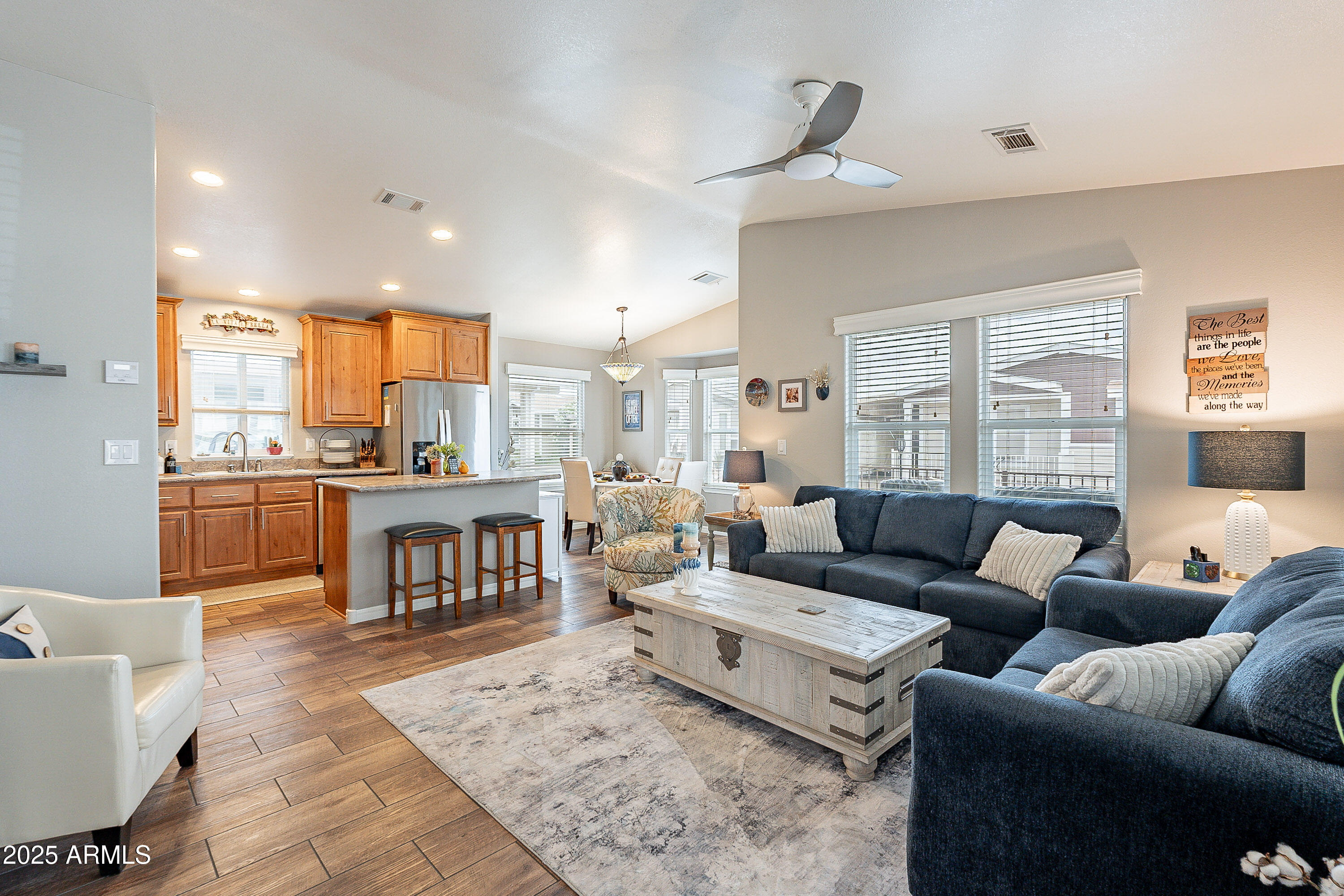 650 North Hawes Road, Unit 3606 Mesa, AZ 85207 - Photo 6 of 58 Spacious Great Room