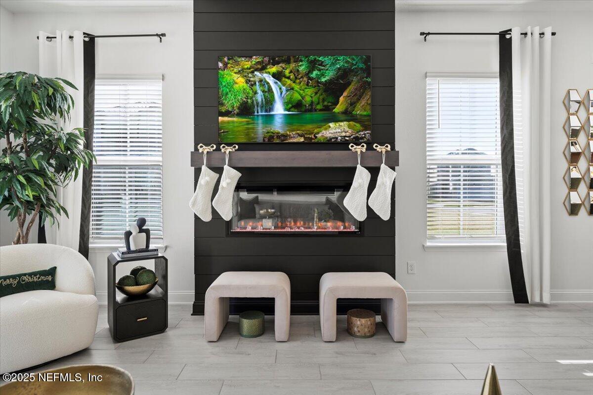 492 Rum Runner Way St. Johns, FL 32259 - Photo 13 of 60 Electric Fireplace