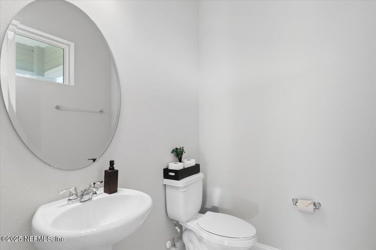 492 Rum Runner Way St. Johns, FL 32259 - Photo 17 of 60 Half Bath Downstairs
