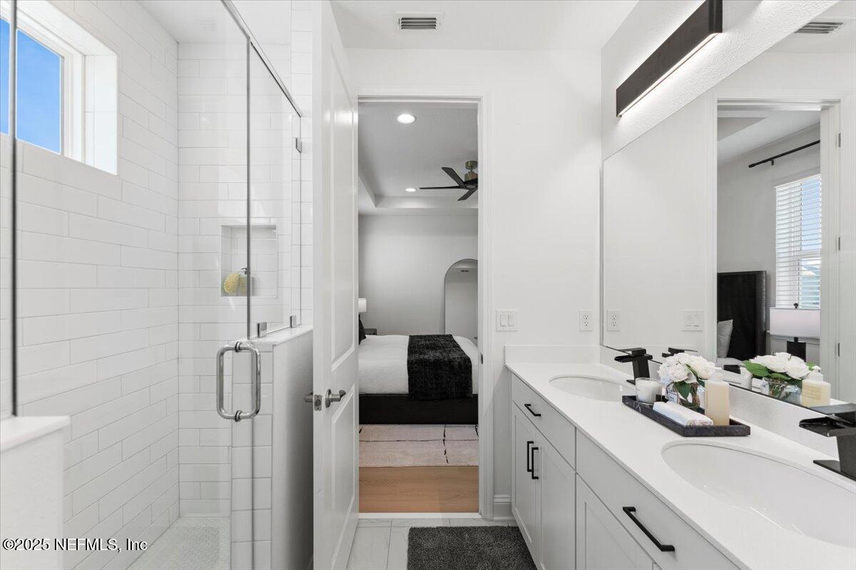 492 Rum Runner Way St. Johns, FL 32259 - Photo 20 of 60 Owners Bath