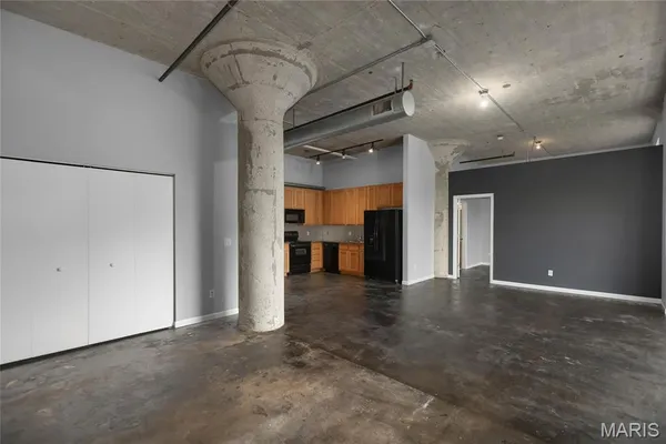 $120,000 | 1511 Locust Street, Unit 306, St. Louis, MO 63103