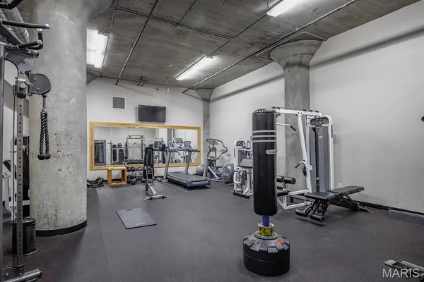 $120,000 | 1511 Locust Street, Unit 306, St. Louis, MO 63103